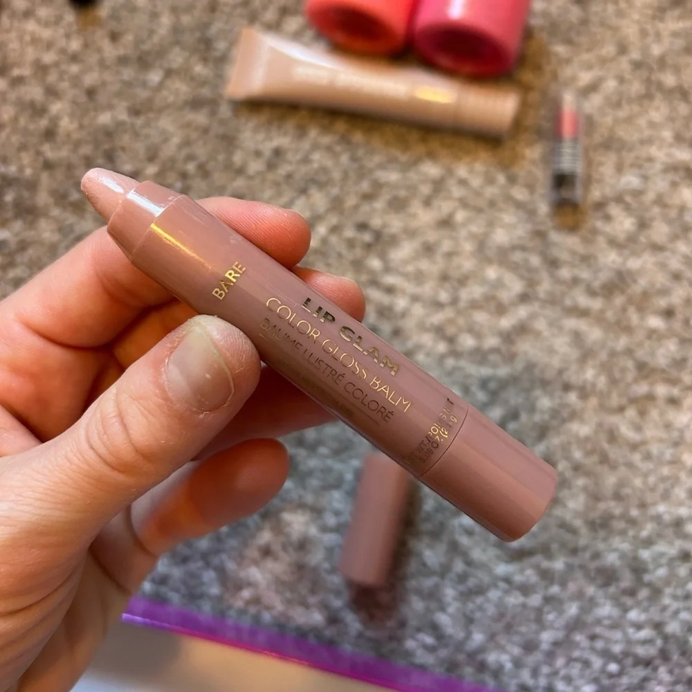 Lip bundle- gloss, stick,